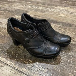 Clarks Artisan Tripini Bootie, Sz 10